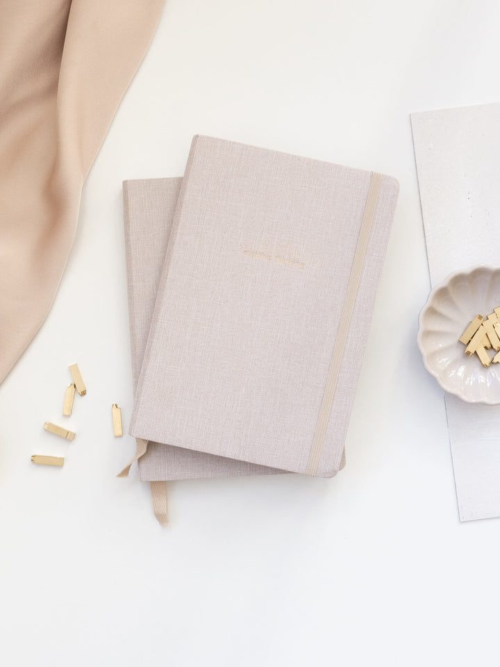 Notatbok Aveluna - Notatbok med din tekst - Beige A5